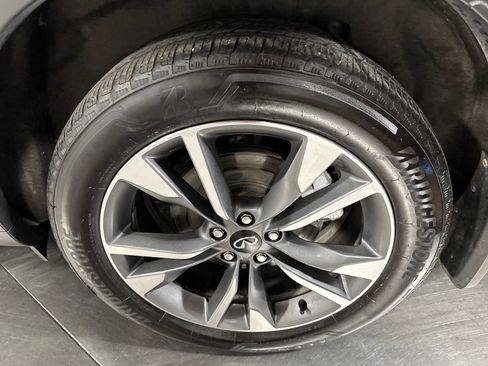 Used 2025 INFINITI QX60 Luxe AWD/4WD image 12