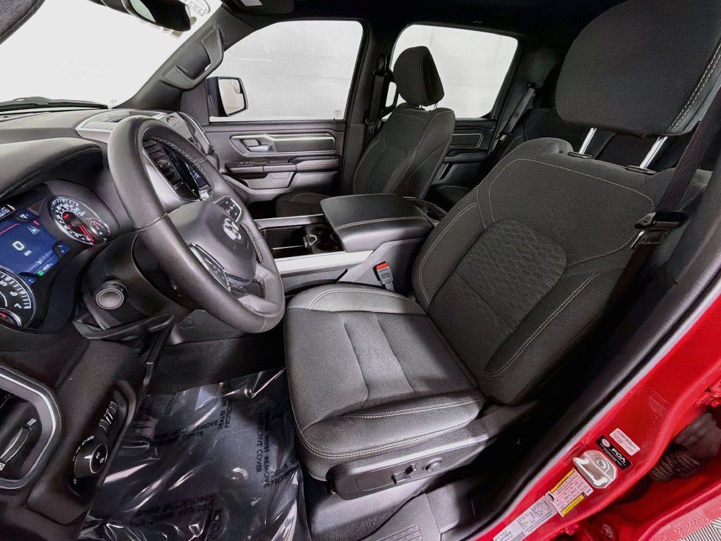 Used 2025 RAM 1500 Big Horn AWD/4WD image 21