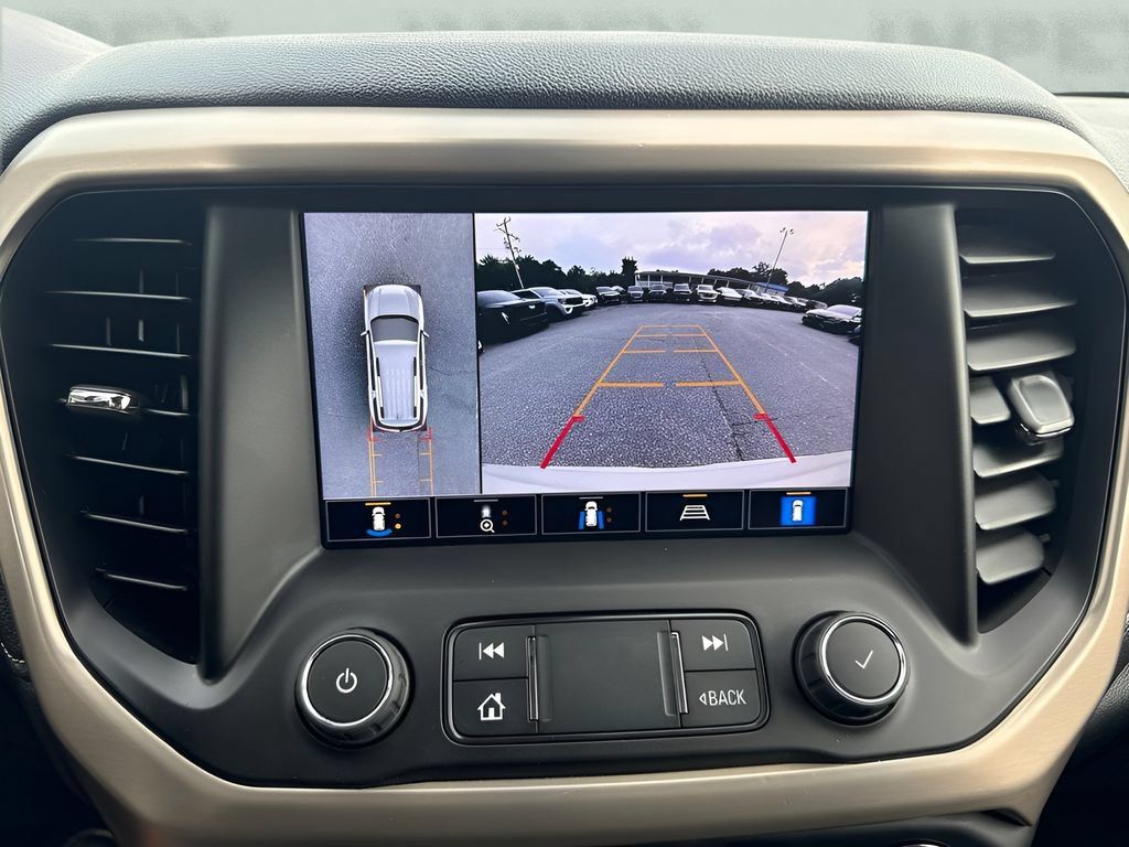 Used 2021 GMC Acadia Denali w/ Denali Technology Package FWD image 14