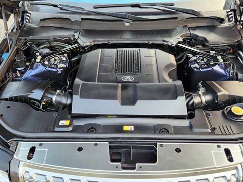 Used 2017 Land Rover Range Rover HSE image 53