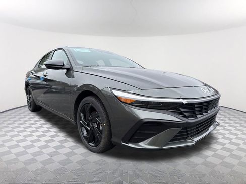 New 2026 Hyundai Elantra Sport image 3