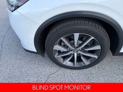 Used 2025 Acura MDX w/ Technology Package image 11