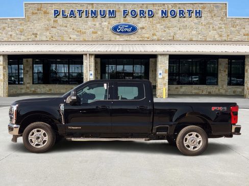 New 2026 Ford F250 XLT w/ XLT Premium Package image 3