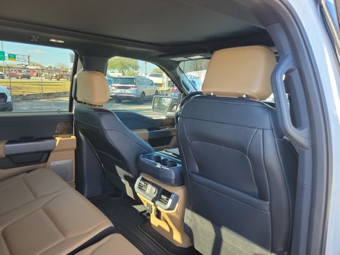 Used 2022 Ford F150 Lariat image 26