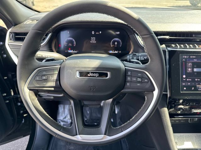 New 2026 Jeep Grand Cherokee L 4WD image 11