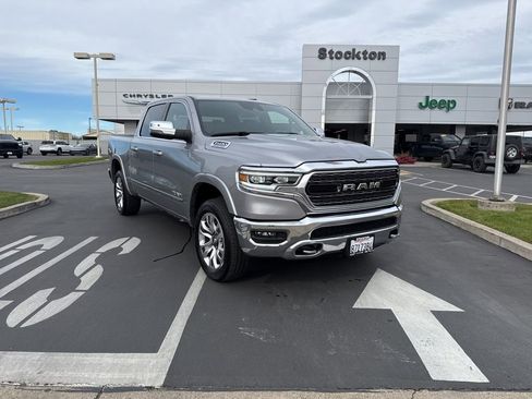 Used 2024 RAM 1500 Limited image 2