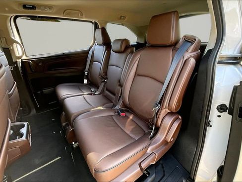 Used 2025 Honda Odyssey Touring image 18