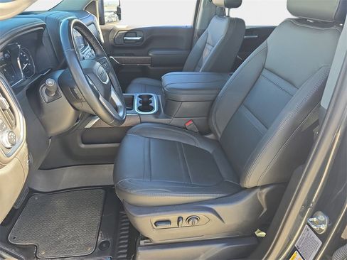 Used 2023 GMC Sierra 3500 Denali image 17