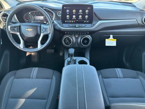 Used 2023 Chevrolet Blazer LT image 19