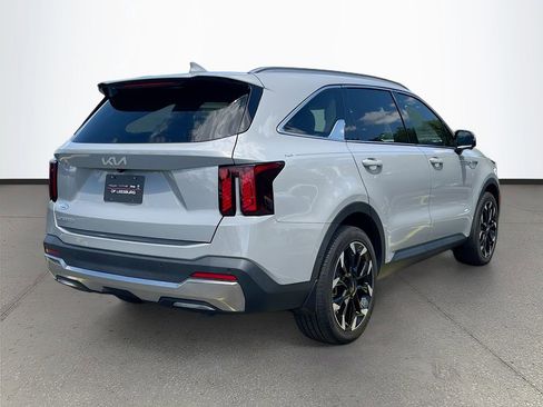 Used 2024 Kia Sorento SX image 7