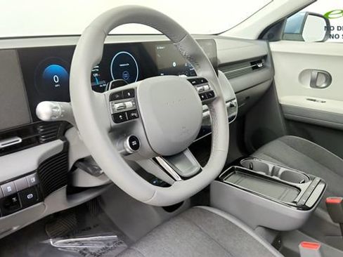 Used 2026 Hyundai Ioniq 5 SE RWD image 46