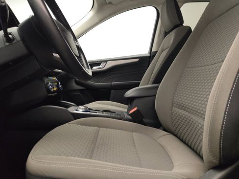 Used 2021 Ford Escape SE w/ SE Sport Appearance Package FWD image 17