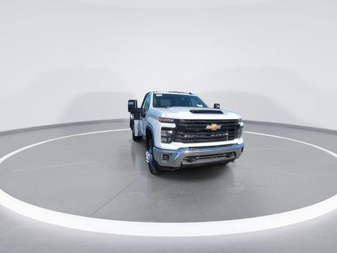 New 2026 Chevrolet Silverado 3500 W/T w/ WT Convenience Package AWD/4WD image 2