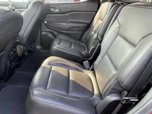 Used 2018 GMC Acadia SLT image 10