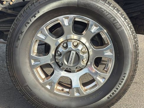 Used 2020 Ford F350 Lariat w/ Lariat Ultimate Package AWD/4WD image 25
