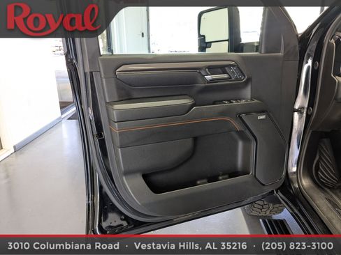 Used 2024 GMC Sierra 2500 AT4 w/ AT4 Premium Plus Package image 15