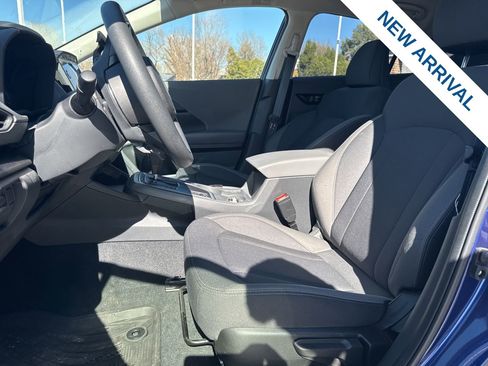 Used 2025 Subaru Crosstrek 2.0i Premium image 16