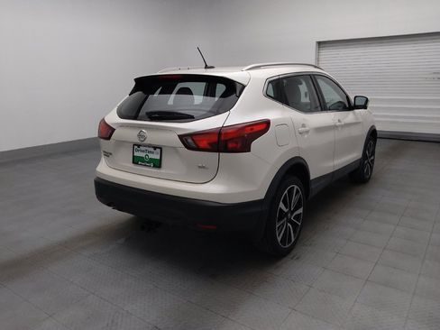 Used 2018 Nissan Rogue Sport SL w/ SL Premium Package FWD image 9