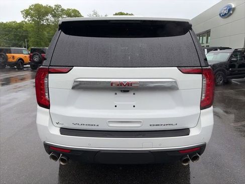 Used 2024 GMC Yukon Denali w/ Advanced Technology Package AWD/4WD image 5