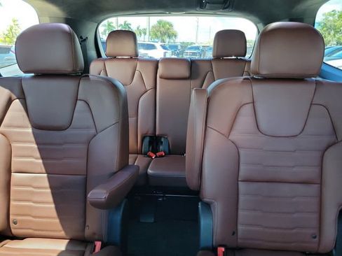 Certified 2024 Kia Telluride SX Prestige AWD/4WD image 33