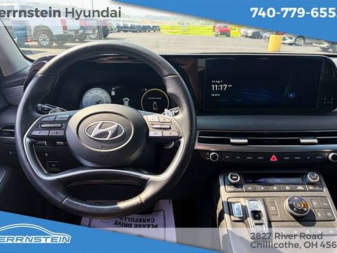 Used 2024 Hyundai Palisade Limited AWD/4WD image 6