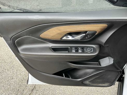 Certified 2020 GMC Terrain SLE w/ Driver Convenience Package image 21