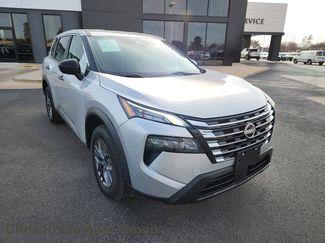 Used 2024 Nissan Rogue S video 1