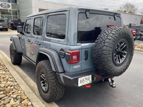 Used 2024 Jeep Wrangler Unlimited Rubicon w/ XTREMEE 35" Tire Package image 7