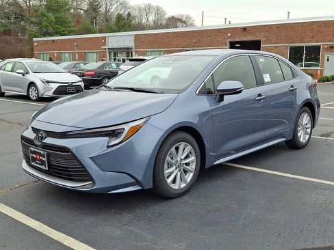 New 2026 Toyota Corolla XLE image 10