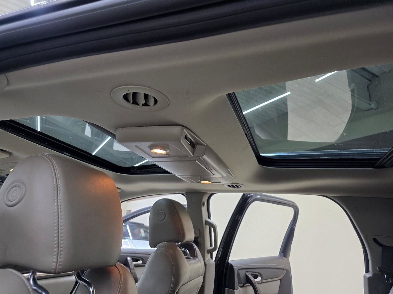 Used 2015 GMC Acadia Denali AWD/4WD image 39