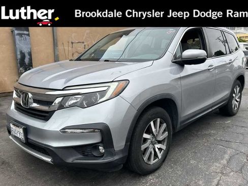 Used 2021 Honda Pilot EX image 1