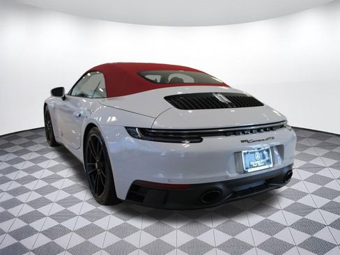 Used 2024 Porsche 911 Carrera GTS image 3