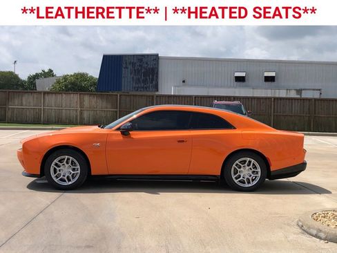 Used 2025 Dodge Charger Daytona R/T w/ Sun & Sound Package AWD/4WD image 5