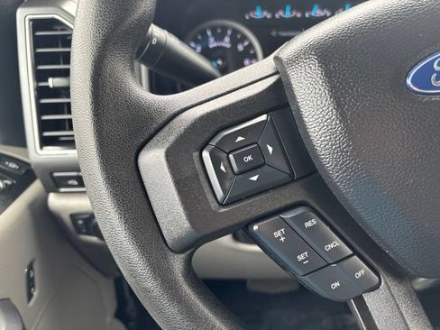 Used 2021 Ford F250 XLT w/ XLT Premium Package AWD/4WD image 16