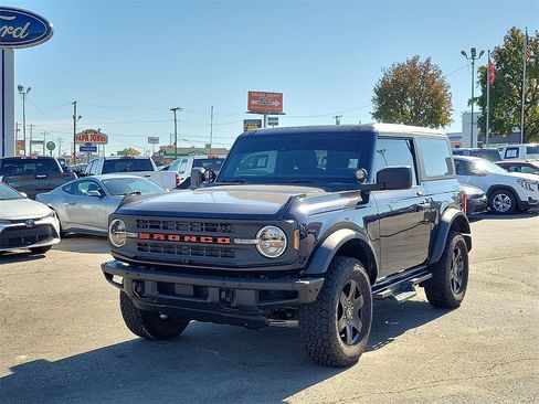 Used 2021 Ford Bronco 2-Door image 2