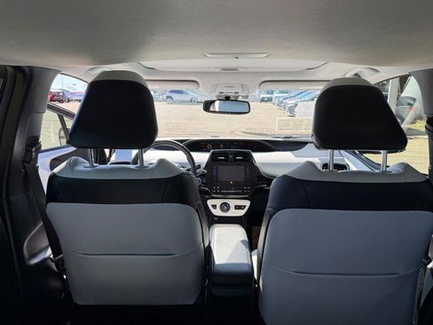 Used 2017 Toyota Prius Four w/ Premium Convenience Package image 22