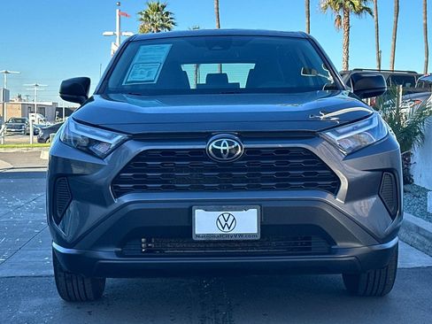 Used 2023 Toyota RAV4 LE image 9
