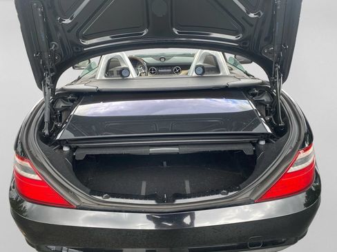 Used 2013 Mercedes-Benz SLK 350 image 20