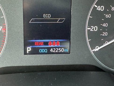 Used 2024 Toyota Corolla LE FWD image 23