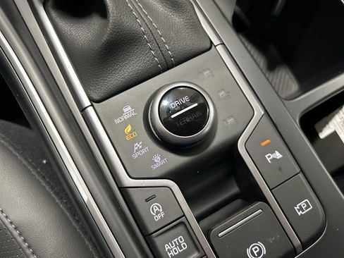 New 2026 Kia Sorento S AWD/4WD image 23