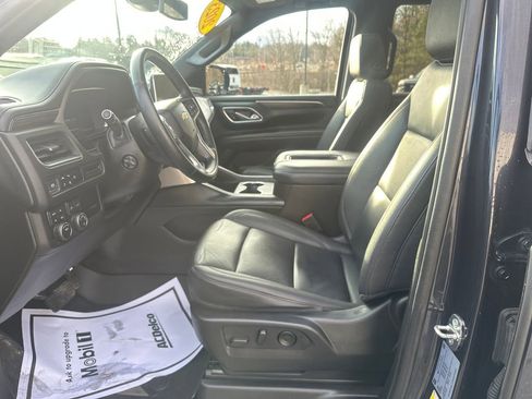 Used 2023 Chevrolet Tahoe LT w/ LT Signature Plus Package image 9