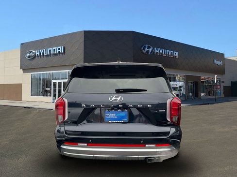 Used 2023 Hyundai Palisade Calligraphy AWD/4WD image 6