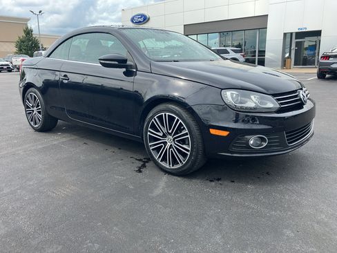 Used 2014 Volkswagen Eos FWD image 8