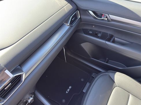 New 2025 MAZDA CX-5 AWD 2.5 S w/ Preferred Package image 30