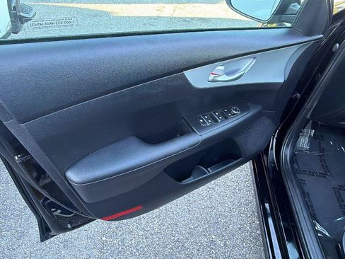 Used 2024 Kia Forte LX FWD image 14