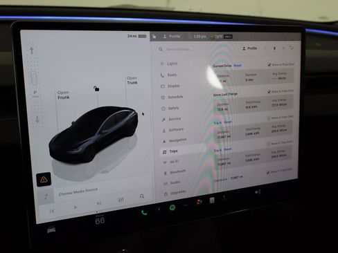 Used 2025 Tesla Model 3 Long Range image 34