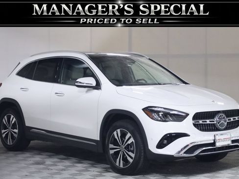 Used 2026 Mercedes-Benz GLA 250 4MATIC image 1