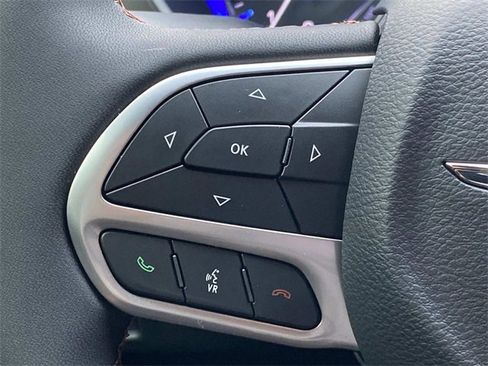 Used 2026 Chrysler Pacifica Pinnacle image 21