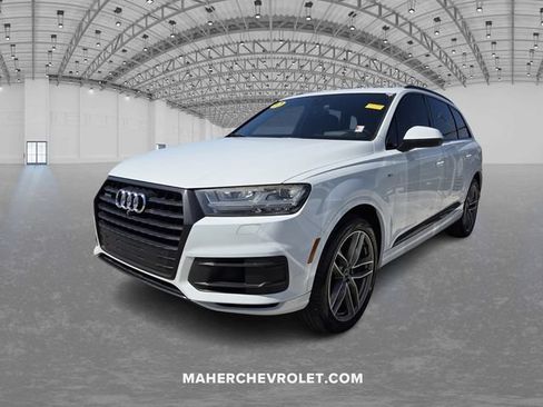 Used 2017 Audi Q7 3.0T Prestige AWD/4WD image 3
