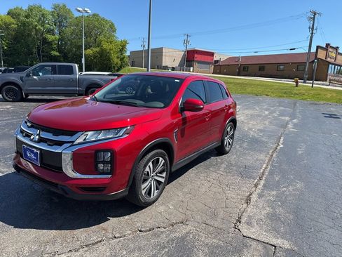 Used 2021 Mitsubishi Outlander Sport ES AWD/4WD image 2